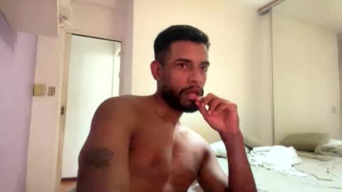 Hot boy online show from 10, 2, 2026