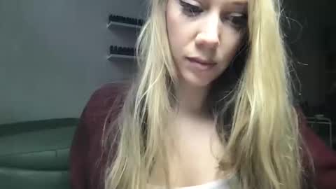 luiva13 online show from 27, 1, 2025