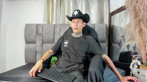 Snapshot of lujuriau_u chatting on 23, 10, 2025 lujuriau_u online show from 23, 10, 2025