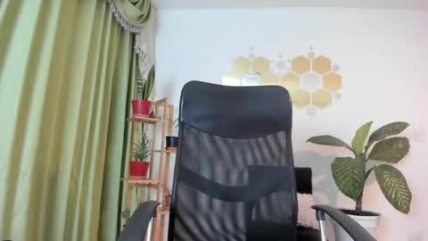 Luka Castillo online show from 10, 5, 2026