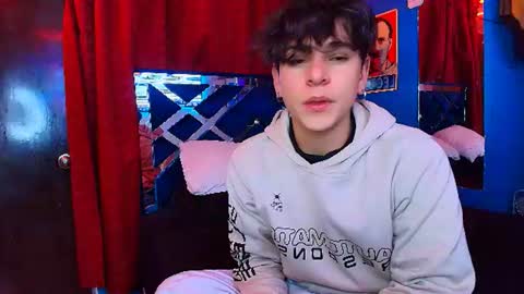 Snapshot of luke_howland chatting on 12, 6, 2026 Luke online show from 12, 6, 2026