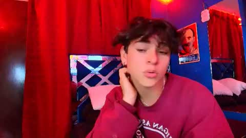 Snapshot of luke_howland chatting on 30, 6, 2026 Luke online show from 30, 6, 2026