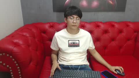LUKE MORGANS  online show from 5, 1, 2025