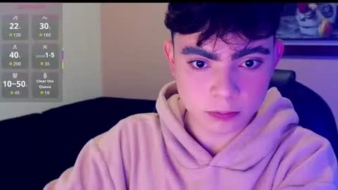 Snapshot of lukeboyce chatting on 29, 10, 2025 lukeboyce online show from 29, 10, 2025