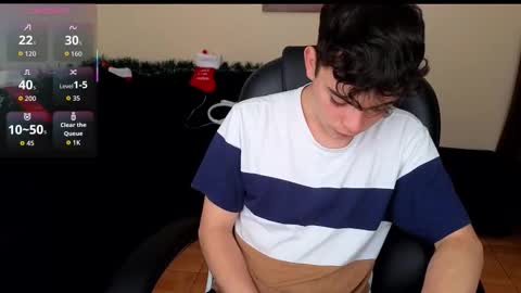 Snapshot of lukeboyce chatting on 15, 11, 2025 lukeboyce online show from 15, 11, 2025