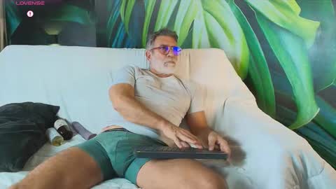 Luke Crews online show from 18, 3, 2026