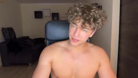 lukedesirable online show from 25, 5, 2026
