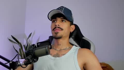 Luke Taylor online show from 4, 3, 2026