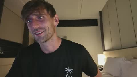 Snapshot of lukegunn22 chatting on 9, 10, 2025 MR. Luke Gunn online show from 9, 10, 2025