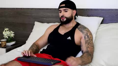 Lukhas f4f online show from 4, 10, 2025