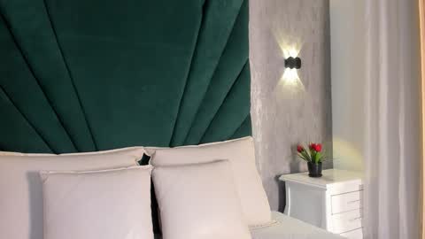 Luli Jones online show from 11, 11, 2025