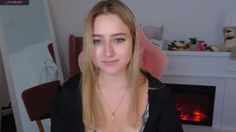 Lily online show from 19, 9, 2025