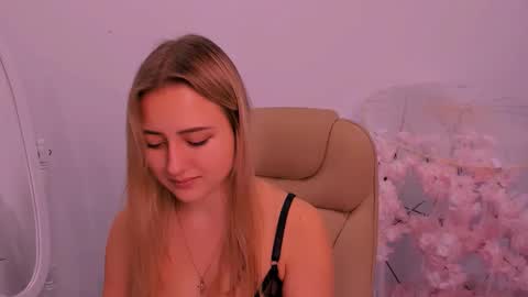 Lily online show from 11, 10, 2025