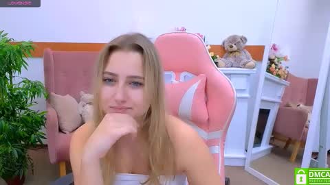 Lily online show from 14, 10, 2025