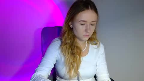 Snapshot of lulu_baby1 chatting on 9, 11, 2025 Lulu Baby18 online show from 9, 11, 2025