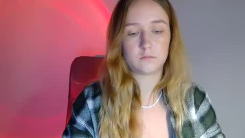 Snapshot of lulu_baby1 chatting on 25, 11, 2025 Lulu Baby18 online show from 25, 11, 2025