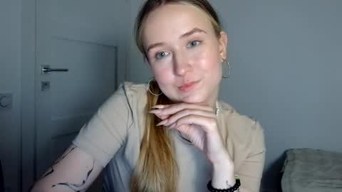 Snapshot of lulu_baby1 chatting on 30, 4, 2026 Lulu Baby18 online show from 30, 4, 2026