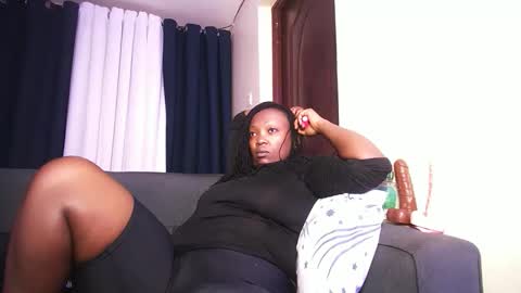 Snapshot of lulu_sparks1 chatting on 10, 4, 2026 lulu_sparks1 online show from 10, 4, 2026