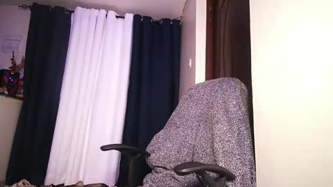 Snapshot of lulu_sparks1 chatting on 10, 5, 2026 lulu_sparks1 online show from 10, 5, 2026