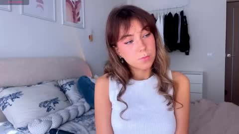 Snapshot of luluberryx chatting on 3, 6, 2026 lulu berry online show from 3, 6, 2026