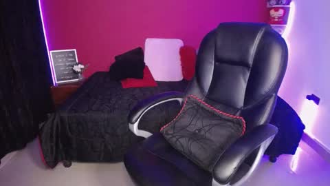 LuluBigTitts online show from 10, 12, 2024