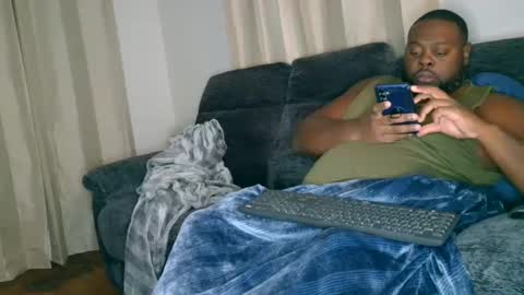 Snapshot of luluncoco chatting on 8, 10, 2025 luluncoco online show from 8, 10, 2025