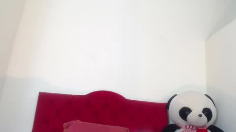 Snapshot of luluu_08 chatting on 23, 1, 2025 LULU online show from 23, 1, 2025
