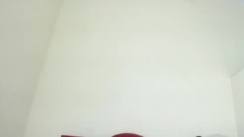 Snapshot of luluu_08 chatting on 12, 2, 2025 LULU online show from 12, 2, 2025