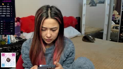 luluu_l online show from 12, 12, 2024