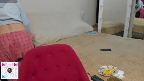 luluu_l online show from 23, 1, 2025