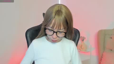 luluuberry online show from 5, 11, 2025