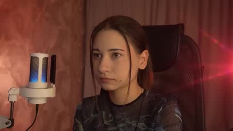 Snapshot of lumenova chatting on 20, 9, 2025 Amelia online show from 20, 9, 2025