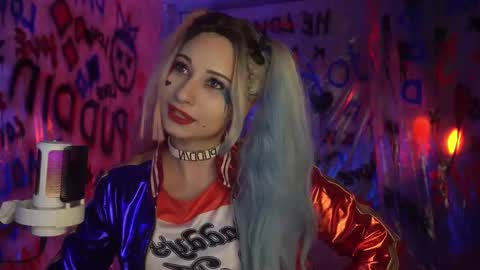 Snapshot of lumenova chatting on 12, 10, 2025 Amelia online show from 12, 10, 2025