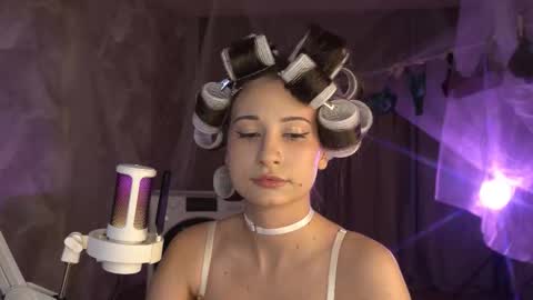 Snapshot of lumenova chatting on 25, 10, 2025 Amelia online show from 25, 10, 2025