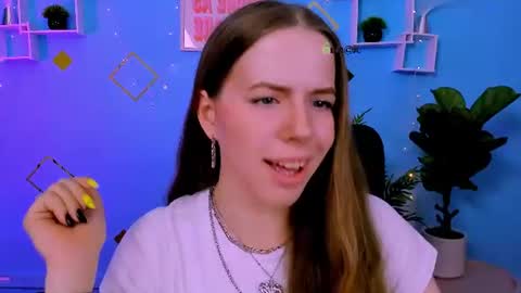Sweet Lumi online show from 19, 6, 2026