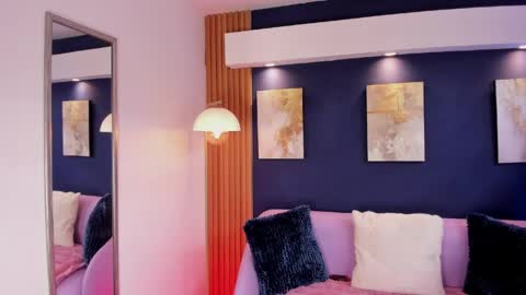 Snapshot of lumiernova chatting on 7, 4, 2026 Lumier online show from 7, 4, 2026