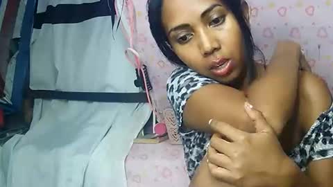 Snapshot of luna019 chatting on 24, 10, 2025 Luna online show from 24, 10, 2025