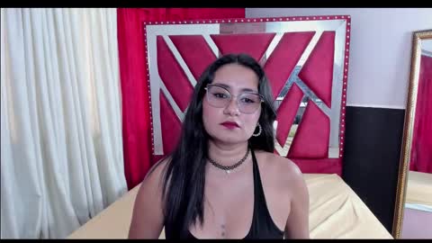 Snapshot of luna021_1 chatting on 18, 9, 2025 Luna  online show from 18, 9, 2025