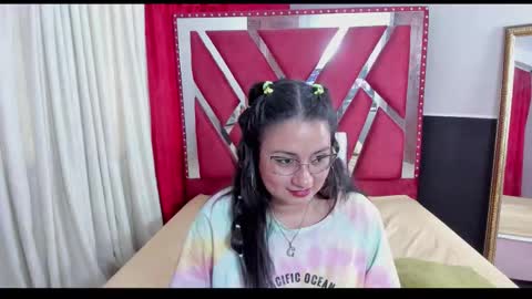 Snapshot of luna021_1 chatting on 24, 9, 2025 Luna  online show from 24, 9, 2025