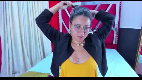 Snapshot of luna021_1 chatting on 7, 10, 2025 Luna  online show from 7, 10, 2025