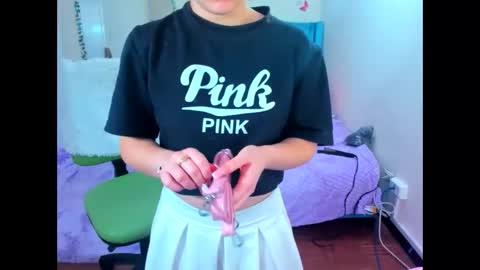 Snapshot of luna_analya chatting on 6, 10, 2025 luna_analya online show from 6, 10, 2025