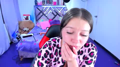 Snapshot of luna_analya chatting on 6, 3, 2026 luna_analya online show from 6, 3, 2026