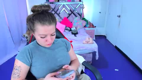 Snapshot of luna_analya chatting on 18, 3, 2026 luna_analya online show from 18, 3, 2026