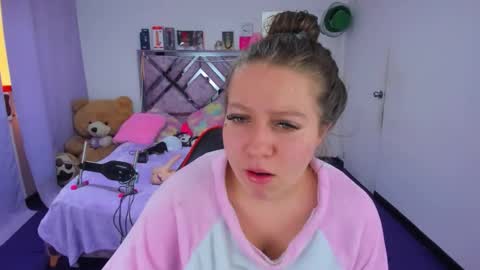 luna_analya online show from 6, 5, 2026