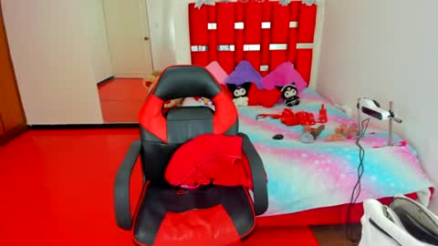 Snapshot of luna_analya chatting on 9, 7, 2026 luna_analya online show from 9, 7, 2026