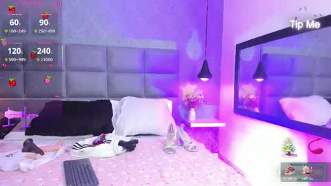 Luna online show from 12, 1, 2026