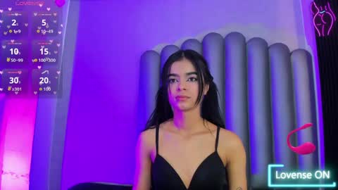 Snapshot of luna_bella_23 chatting on 7, 6, 2026 luna_bella_23 online show from 7, 6, 2026