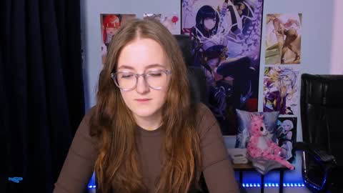 luna_berryy online show from 9, 12, 2024
