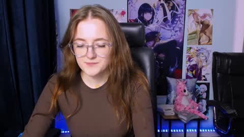 luna_berryy online show from 9, 12, 2024