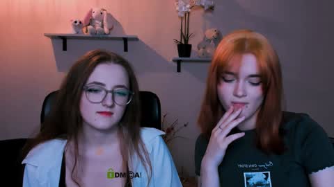 luna_berryy online show from 20, 12, 2024